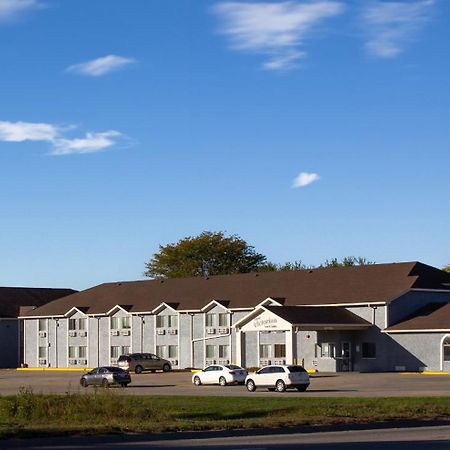 New Victorian Inn & Suites-Норфолк Экстерьер фото